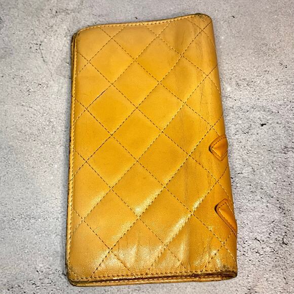 Chanel Quilted Long Wallet - Classic CC Logo -Camel/Beige - Orange CC Interior - Picture 3 of 13